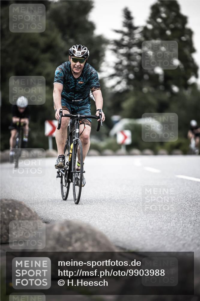 21.06.2026 - 29. Vierlanden-Triathlon H.Heesch http://msf.ph/oto/9903988 21.06.2026 10:18:07 Radfahren 64, 191, 439, 477 meine-sportfotos.de