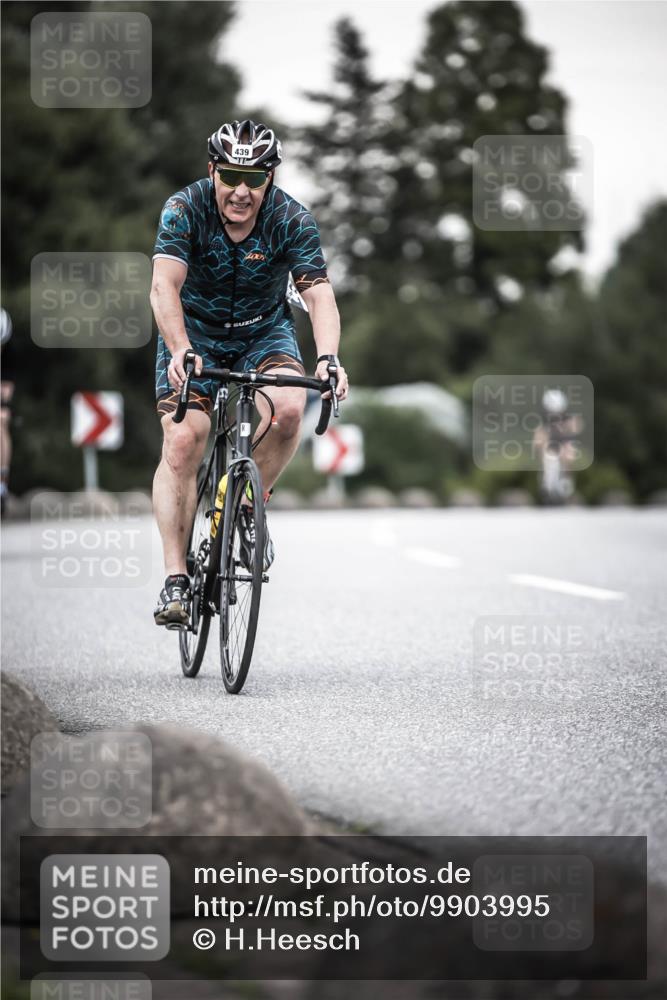 21.06.2026 - 29. Vierlanden-Triathlon H.Heesch http://msf.ph/oto/9903995 21.06.2026 10:18:07 Radfahren 64, 191, 439, 477 meine-sportfotos.de