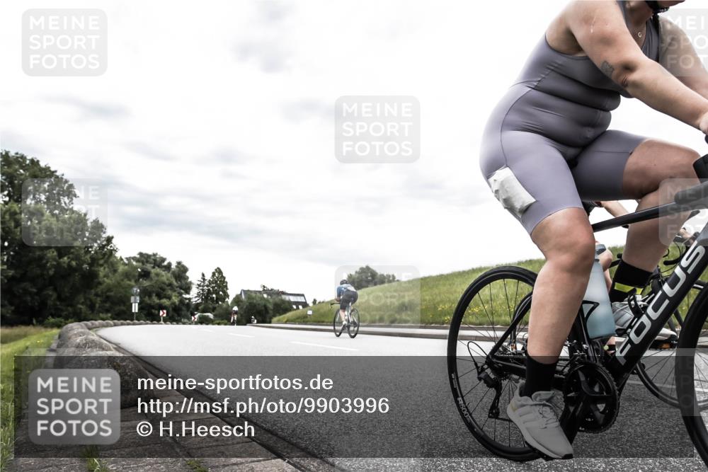 21.06.2026 - 29. Vierlanden-Triathlon H.Heesch http://msf.ph/oto/9903996 21.06.2026 10:23:14 Radfahren 287, 296, 526 meine-sportfotos.de