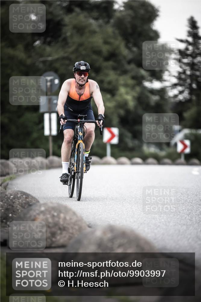 21.06.2026 - 29. Vierlanden-Triathlon H.Heesch http://msf.ph/oto/9903997 21.06.2026 10:19:21 Radfahren 171, 184, 242, 247, 1356 meine-sportfotos.de