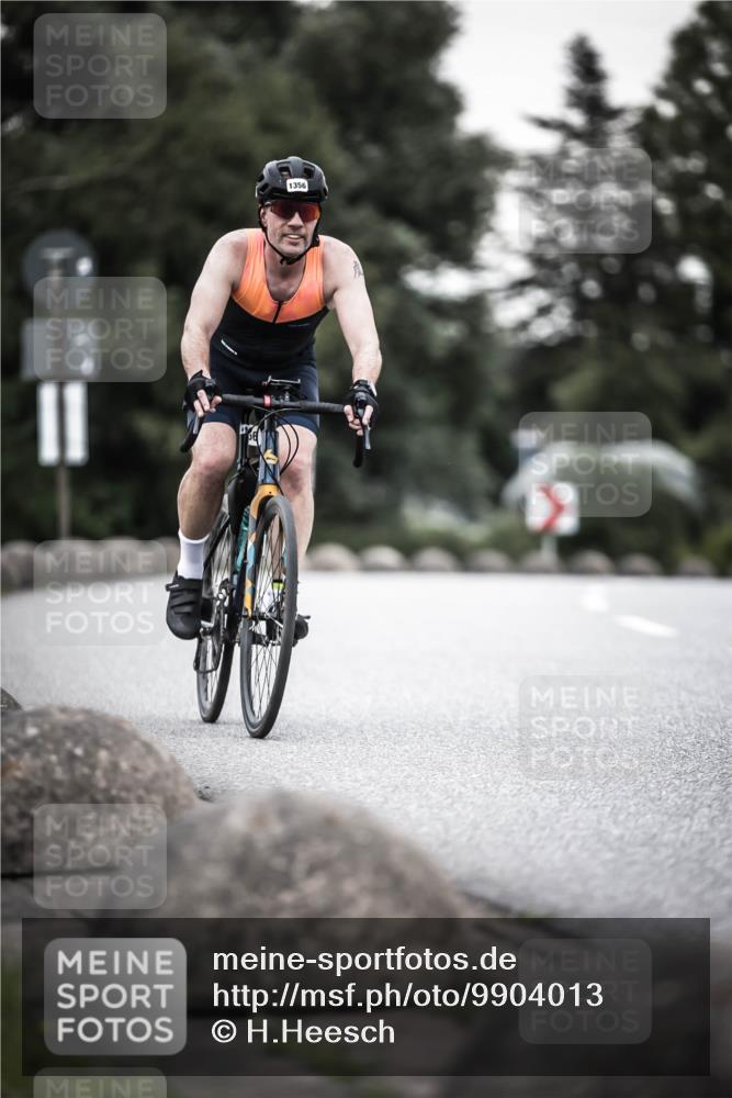 21.06.2026 - 29. Vierlanden-Triathlon H.Heesch http://msf.ph/oto/9904013 21.06.2026 10:19:21 Radfahren 171, 184, 242, 247, 1356 meine-sportfotos.de