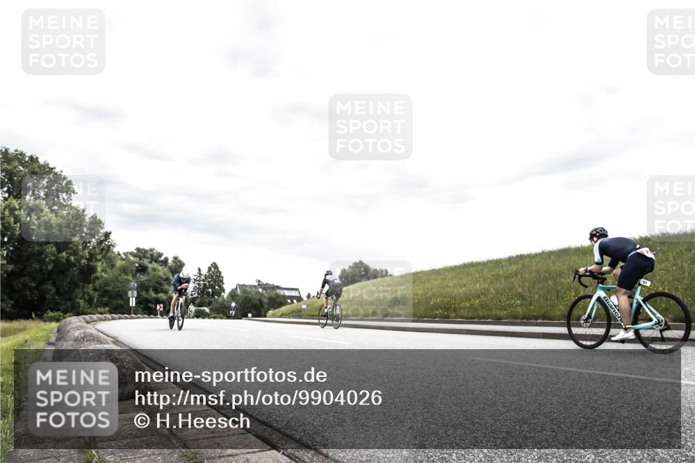 21.06.2026 - 29. Vierlanden-Triathlon H.Heesch http://msf.ph/oto/9904026 21.06.2026 10:23:38 Radfahren 13, 132 meine-sportfotos.de