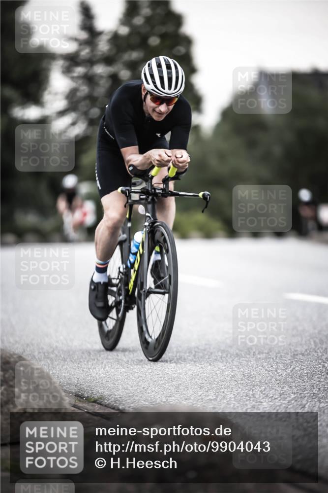 21.06.2026 - 29. Vierlanden-Triathlon H.Heesch http://msf.ph/oto/9904043 21.06.2026 10:18:09 Radfahren 191, 279, 439 meine-sportfotos.de
