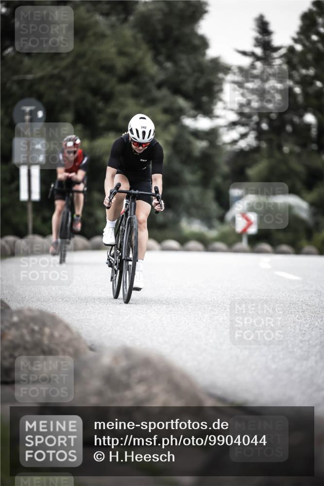 21.06.2026 - 29. Vierlanden-Triathlon H.Heesch http://msf.ph/oto/9904044 21.06.2026 10:19:27 Radfahren 171, 184, 242 meine-sportfotos.de