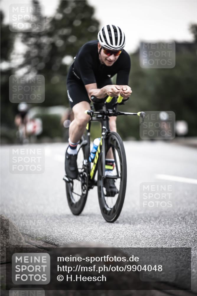 21.06.2026 - 29. Vierlanden-Triathlon H.Heesch http://msf.ph/oto/9904048 21.06.2026 10:18:09 Radfahren 191, 279, 439 meine-sportfotos.de