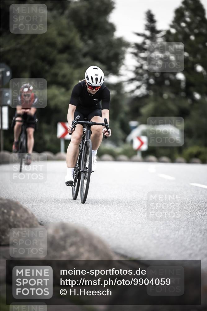21.06.2026 - 29. Vierlanden-Triathlon H.Heesch http://msf.ph/oto/9904059 21.06.2026 10:19:27 Radfahren 171, 184, 242 meine-sportfotos.de