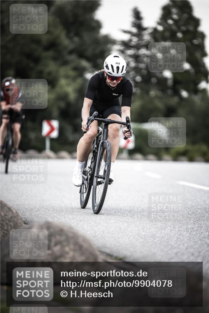 21.06.2026 - 29. Vierlanden-Triathlon H.Heesch http://msf.ph/oto/9904078 21.06.2026 10:19:27 Radfahren 171, 184, 242 meine-sportfotos.de