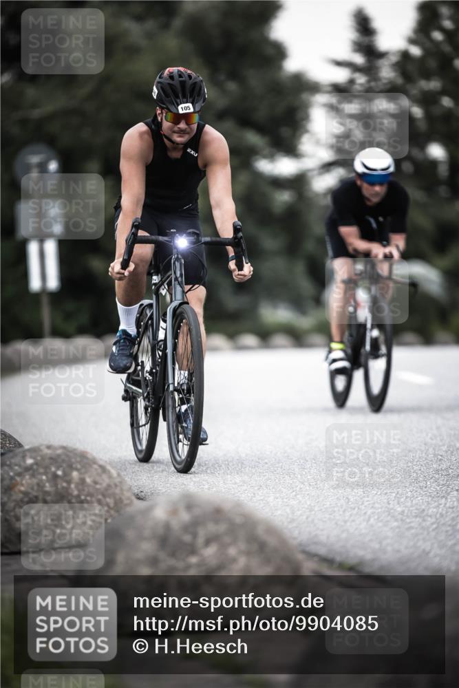 21.06.2026 - 29. Vierlanden-Triathlon H.Heesch http://msf.ph/oto/9904085 21.06.2026 10:18:17 Radfahren 105, 124, 279 meine-sportfotos.de