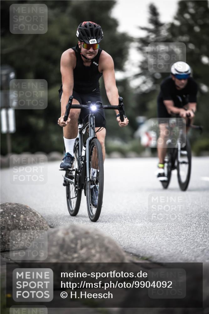 21.06.2026 - 29. Vierlanden-Triathlon H.Heesch http://msf.ph/oto/9904092 21.06.2026 10:18:17 Radfahren 105, 124, 279 meine-sportfotos.de