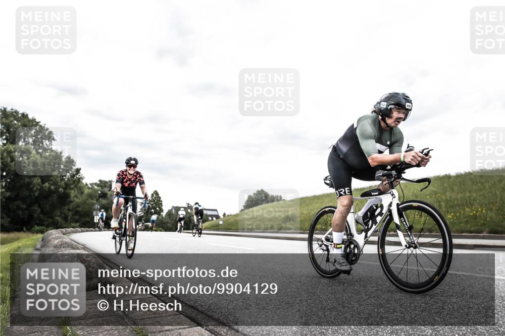 21.06.2026 - 29. Vierlanden-Triathlon H.Heesch http://msf.ph/oto/9904129 21.06.2026 10:24:33 Radfahren 84, 94, 169, 370, 552, 622, 625 meine-sportfotos.de