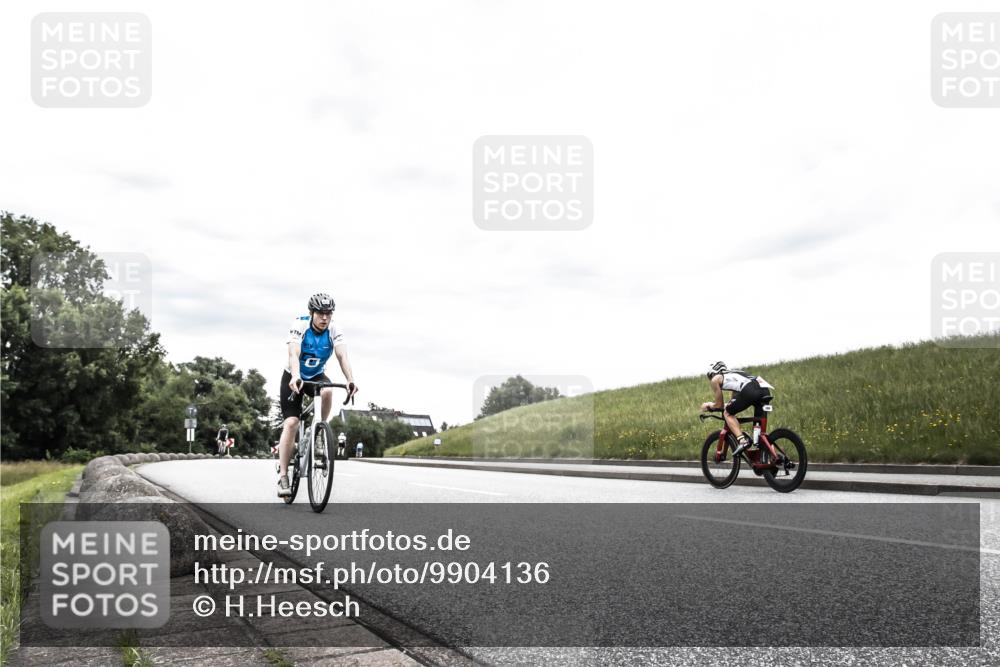 21.06.2026 - 29. Vierlanden-Triathlon H.Heesch http://msf.ph/oto/9904136 21.06.2026 10:24:36 Radfahren 552, 622, 625 meine-sportfotos.de