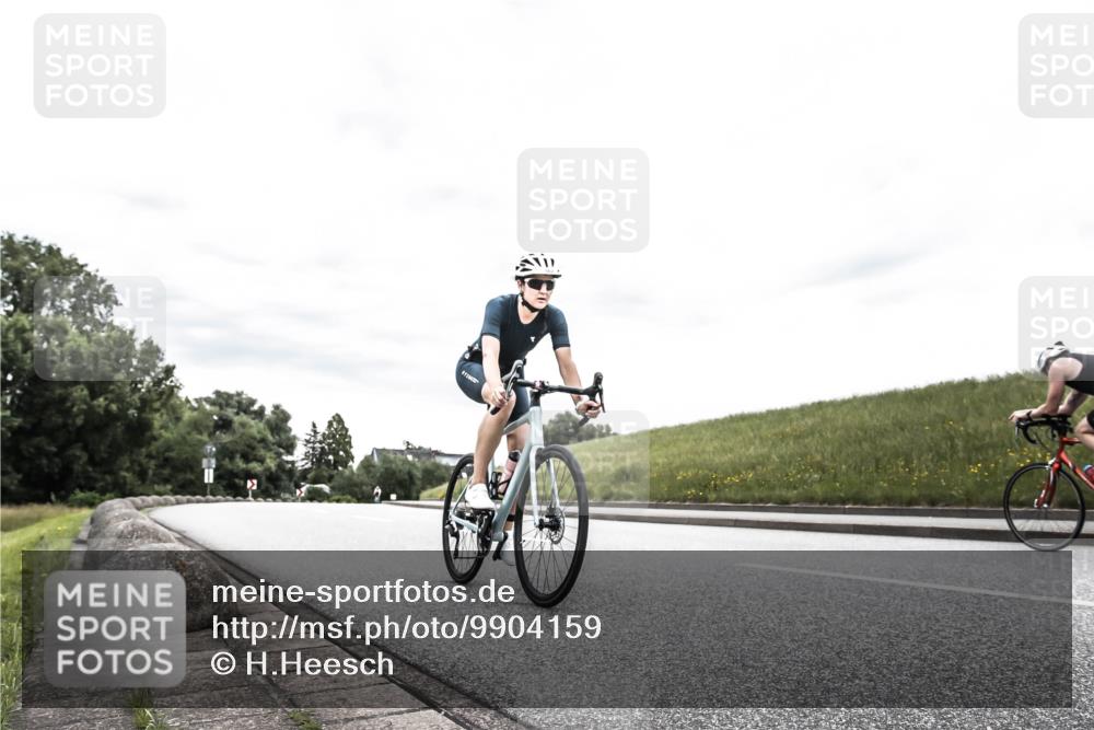 21.06.2026 - 29. Vierlanden-Triathlon H.Heesch http://msf.ph/oto/9904159 21.06.2026 10:24:48 Radfahren 178, 509, 562 meine-sportfotos.de