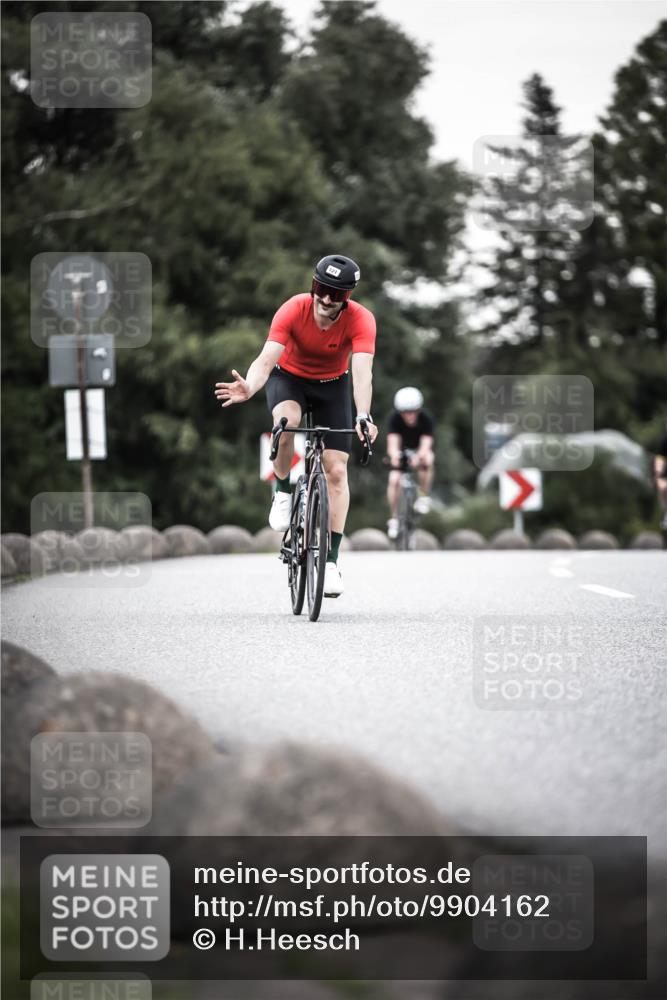 21.06.2026 - 29. Vierlanden-Triathlon H.Heesch http://msf.ph/oto/9904162 21.06.2026 10:18:31 Radfahren 87, 121, 393, 442, 446 meine-sportfotos.de