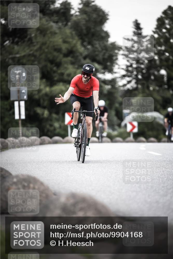 21.06.2026 - 29. Vierlanden-Triathlon H.Heesch http://msf.ph/oto/9904168 21.06.2026 10:18:31 Radfahren 87, 121, 393, 442, 446 meine-sportfotos.de