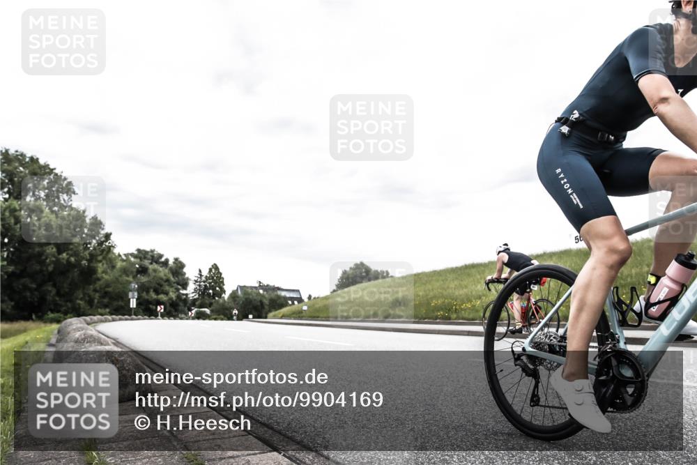 21.06.2026 - 29. Vierlanden-Triathlon H.Heesch http://msf.ph/oto/9904169 21.06.2026 10:24:48 Radfahren 178, 509, 562 meine-sportfotos.de