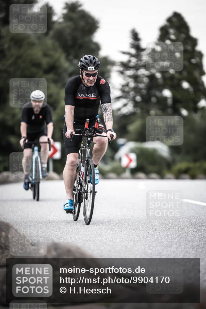 21.06.2026 - 29. Vierlanden-Triathlon H.Heesch http://msf.ph/oto/9904170 21.06.2026 10:19:37 Radfahren 403, 455 meine-sportfotos.de