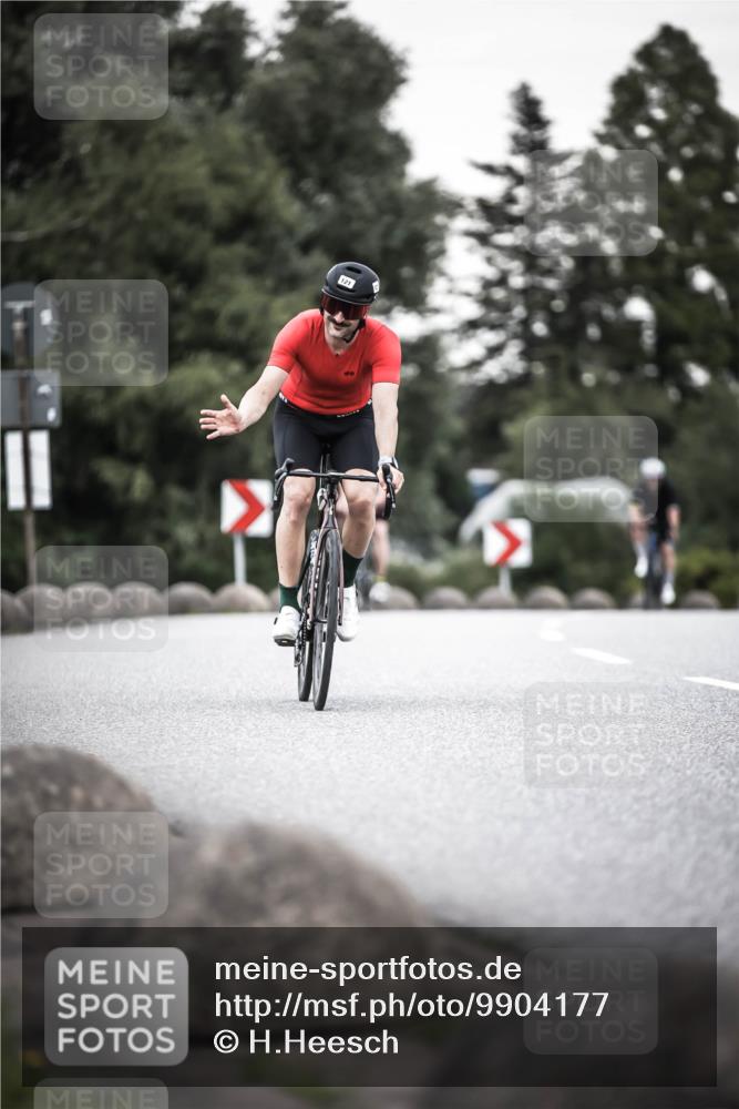 21.06.2026 - 29. Vierlanden-Triathlon H.Heesch http://msf.ph/oto/9904177 21.06.2026 10:18:31 Radfahren 87, 121, 393, 442, 446 meine-sportfotos.de