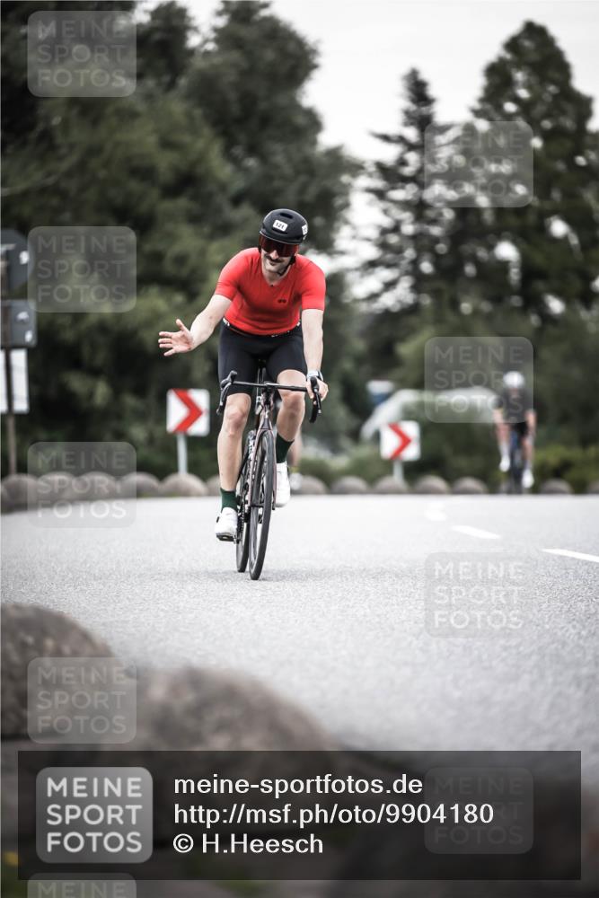 21.06.2026 - 29. Vierlanden-Triathlon H.Heesch http://msf.ph/oto/9904180 21.06.2026 10:18:31 Radfahren 87, 121, 393, 442, 446 meine-sportfotos.de