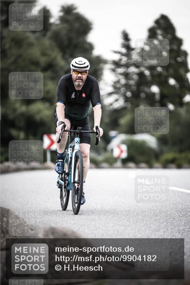 21.06.2026 - 29. Vierlanden-Triathlon H.Heesch http://msf.ph/oto/9904182 21.06.2026 10:19:38 Radfahren 403, 455 meine-sportfotos.de