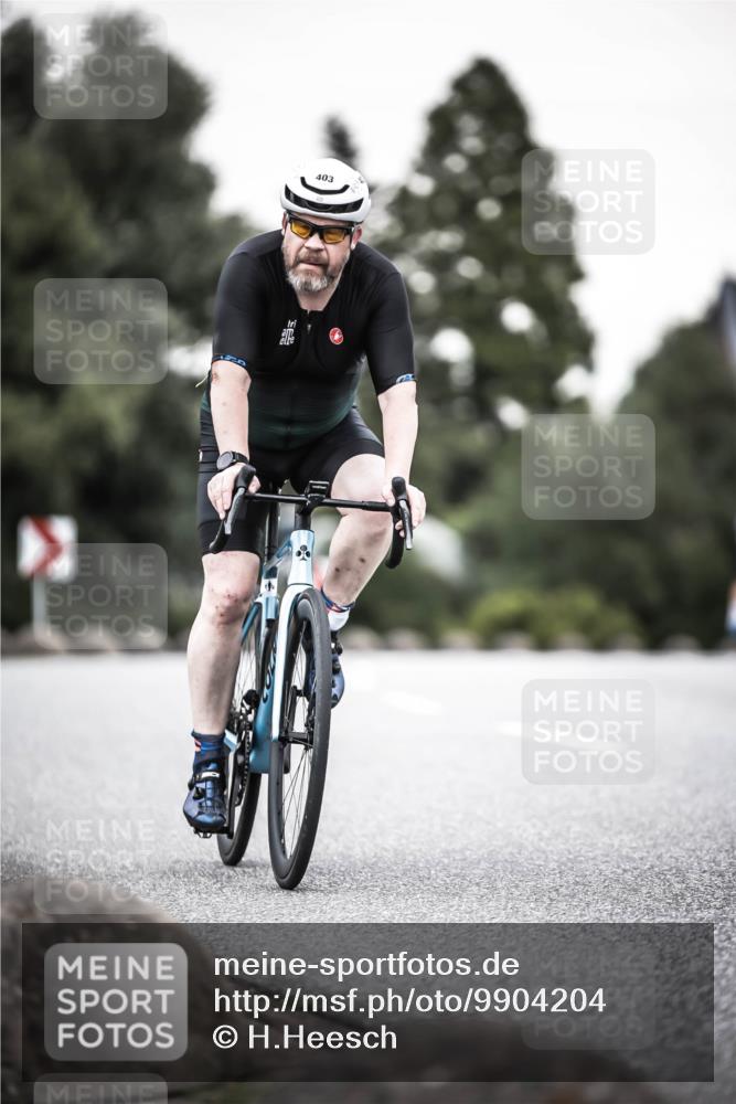 21.06.2026 - 29. Vierlanden-Triathlon H.Heesch http://msf.ph/oto/9904204 21.06.2026 10:19:39 Radfahren 403, 455 meine-sportfotos.de