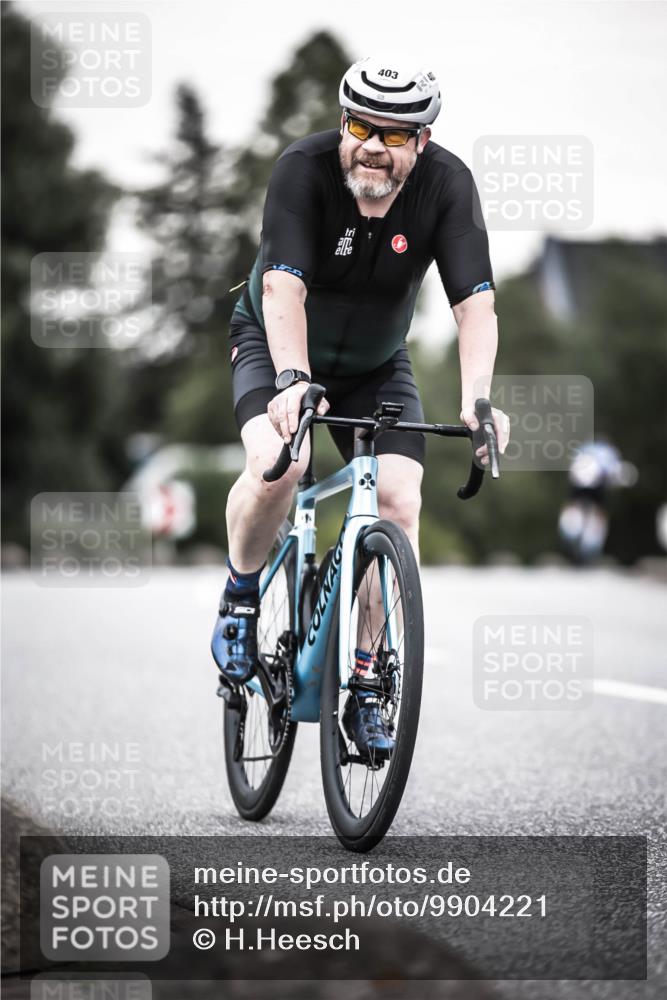 21.06.2026 - 29. Vierlanden-Triathlon H.Heesch http://msf.ph/oto/9904221 21.06.2026 10:19:39 Radfahren 403, 455 meine-sportfotos.de