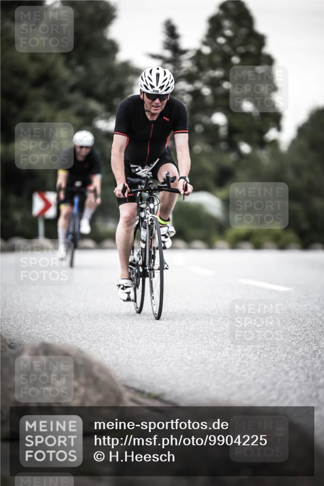 21.06.2026 - 29. Vierlanden-Triathlon H.Heesch http://msf.ph/oto/9904225 21.06.2026 10:18:36 Radfahren 442, 446 meine-sportfotos.de