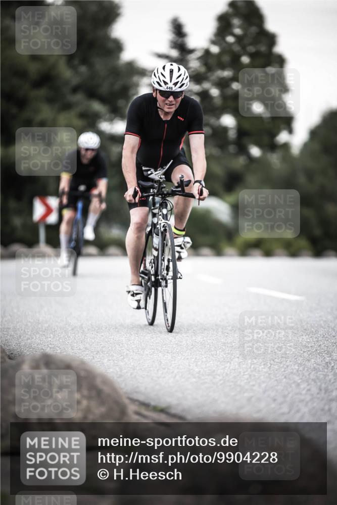 21.06.2026 - 29. Vierlanden-Triathlon H.Heesch http://msf.ph/oto/9904228 21.06.2026 10:18:36 Radfahren 442, 446 meine-sportfotos.de