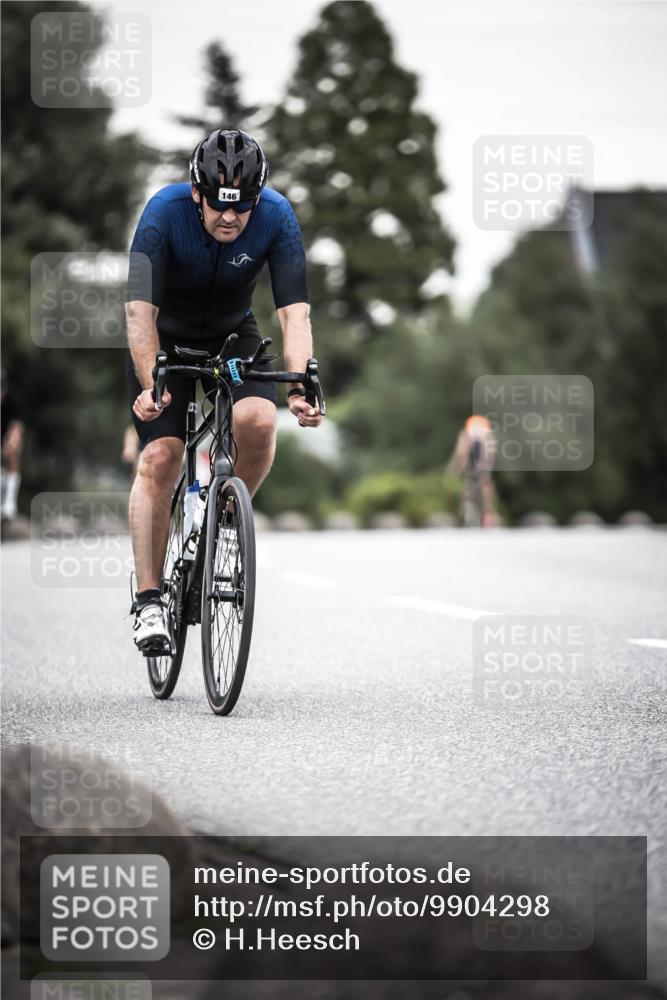 21.06.2026 - 29. Vierlanden-Triathlon H.Heesch http://msf.ph/oto/9904298 21.06.2026 10:19:53 Radfahren 18, 21, 69, 79, 146, 163, 268, 400 meine-sportfotos.de