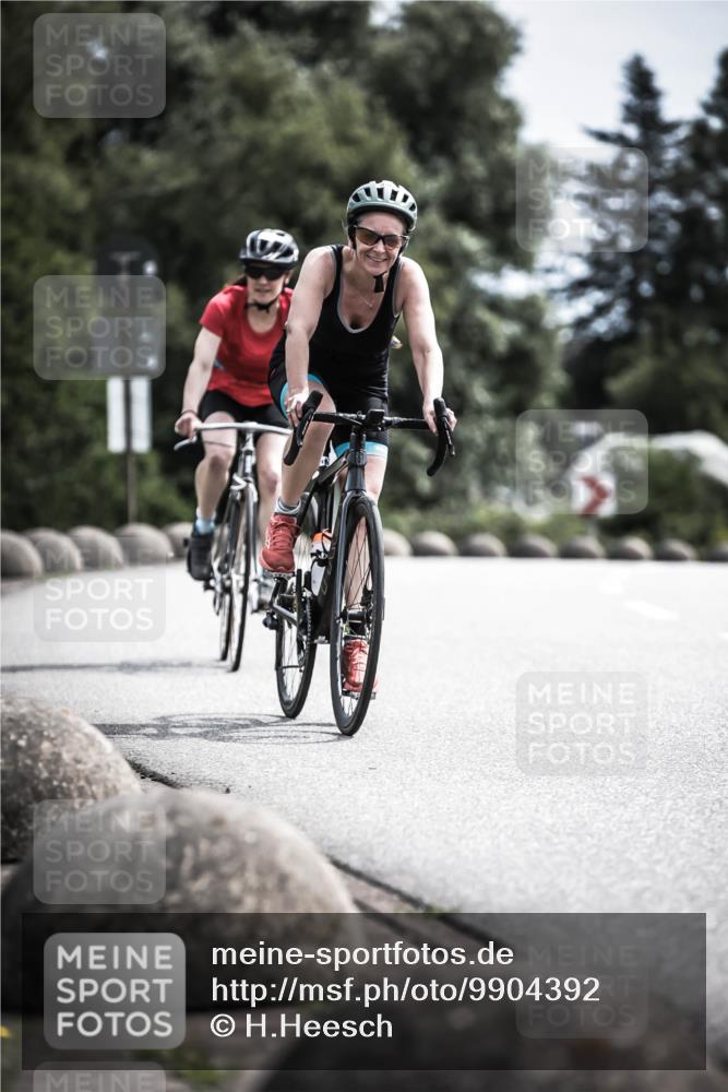21.06.2026 - 29. Vierlanden-Triathlon H.Heesch http://msf.ph/oto/9904392 21.06.2026 11:37:17 Radfahren 834, 856, 861 meine-sportfotos.de