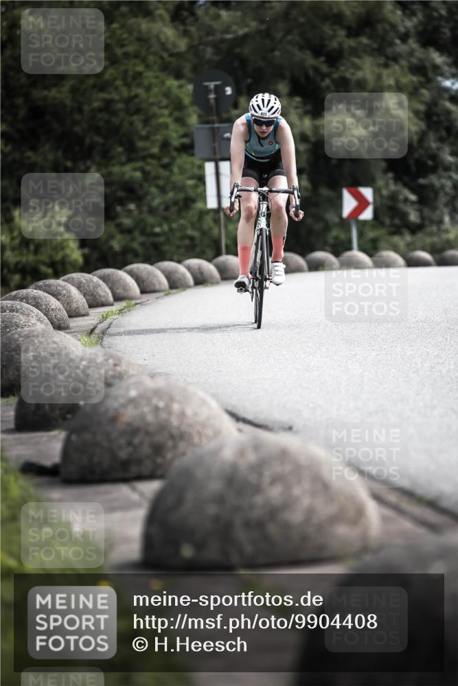 21.06.2026 - 29. Vierlanden-Triathlon H.Heesch http://msf.ph/oto/9904408 21.06.2026 11:36:19 Radfahren 43, 771, 833 meine-sportfotos.de