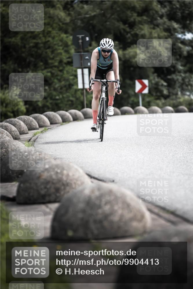 21.06.2026 - 29. Vierlanden-Triathlon H.Heesch http://msf.ph/oto/9904413 21.06.2026 11:36:20 Radfahren 43, 246, 771, 833 meine-sportfotos.de
