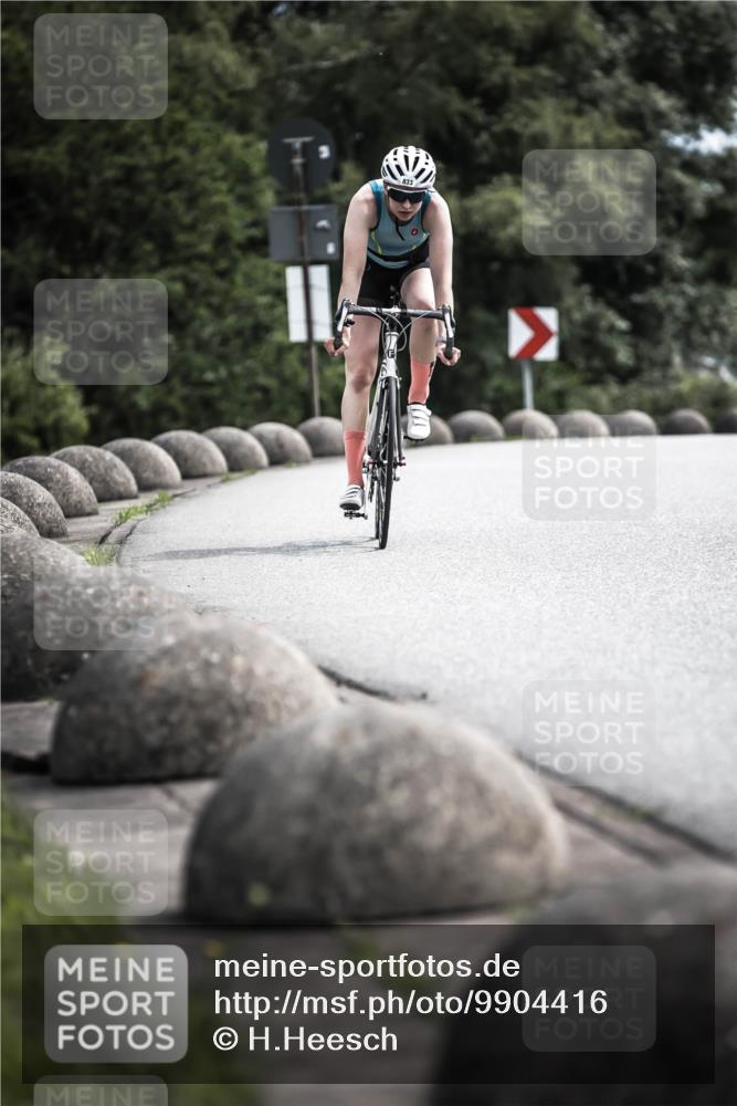 21.06.2026 - 29. Vierlanden-Triathlon H.Heesch http://msf.ph/oto/9904416 21.06.2026 11:36:20 Radfahren 43, 246, 771, 833 meine-sportfotos.de