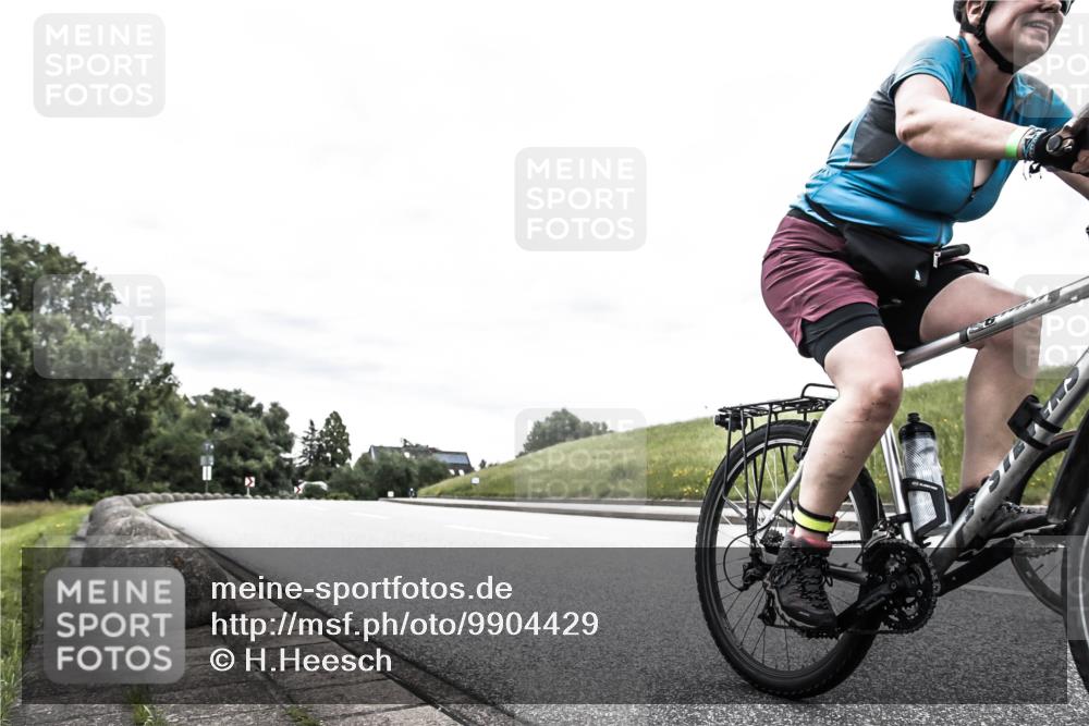 21.06.2026 - 29. Vierlanden-Triathlon H.Heesch http://msf.ph/oto/9904429 21.06.2026 10:26:11 Radfahren 291, 311, 530, 613 meine-sportfotos.de