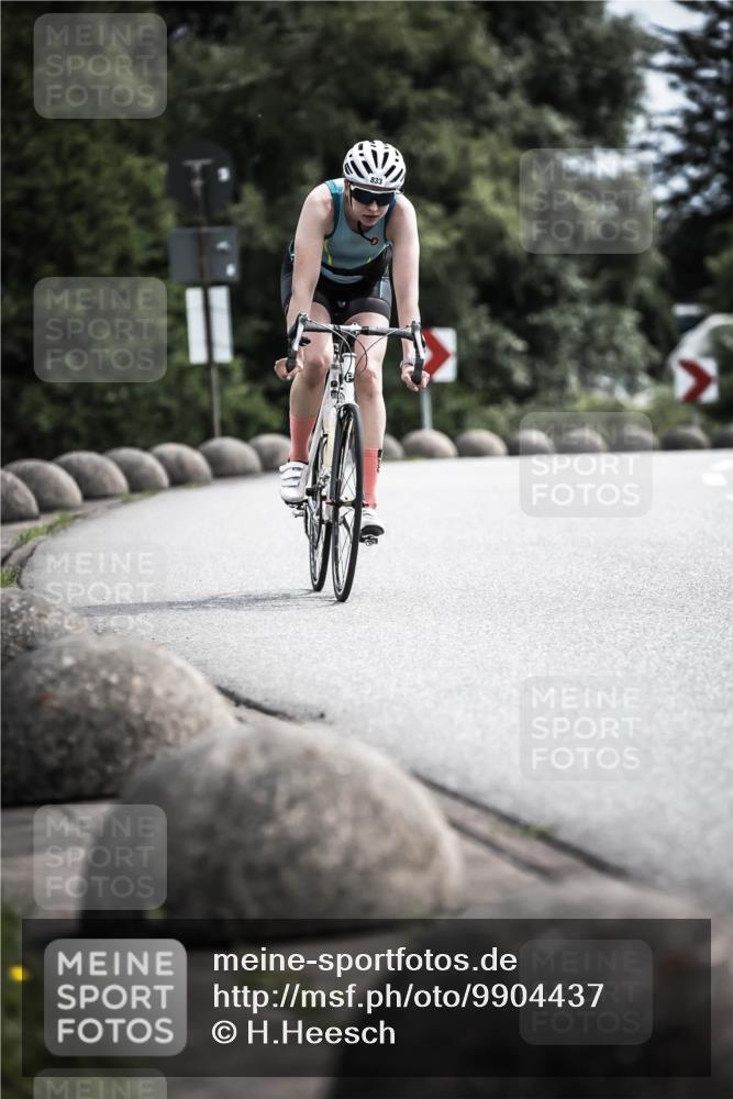 21.06.2026 - 29. Vierlanden-Triathlon H.Heesch http://msf.ph/oto/9904437 21.06.2026 11:36:20 Radfahren 43, 246, 771, 833 meine-sportfotos.de