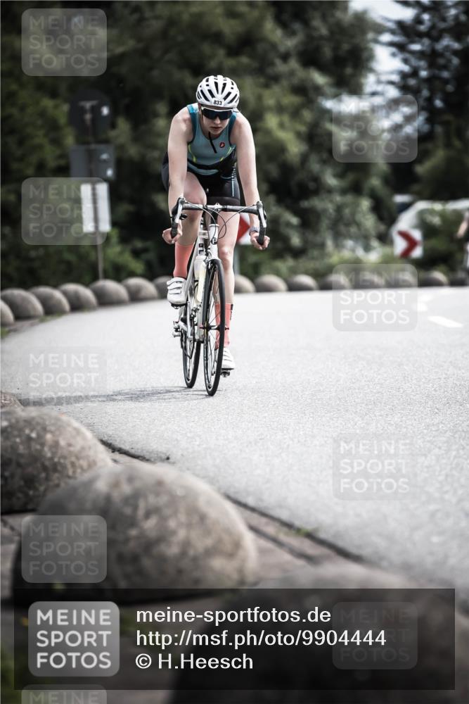 21.06.2026 - 29. Vierlanden-Triathlon H.Heesch http://msf.ph/oto/9904444 21.06.2026 11:36:20 Radfahren 43, 246, 771, 833 meine-sportfotos.de