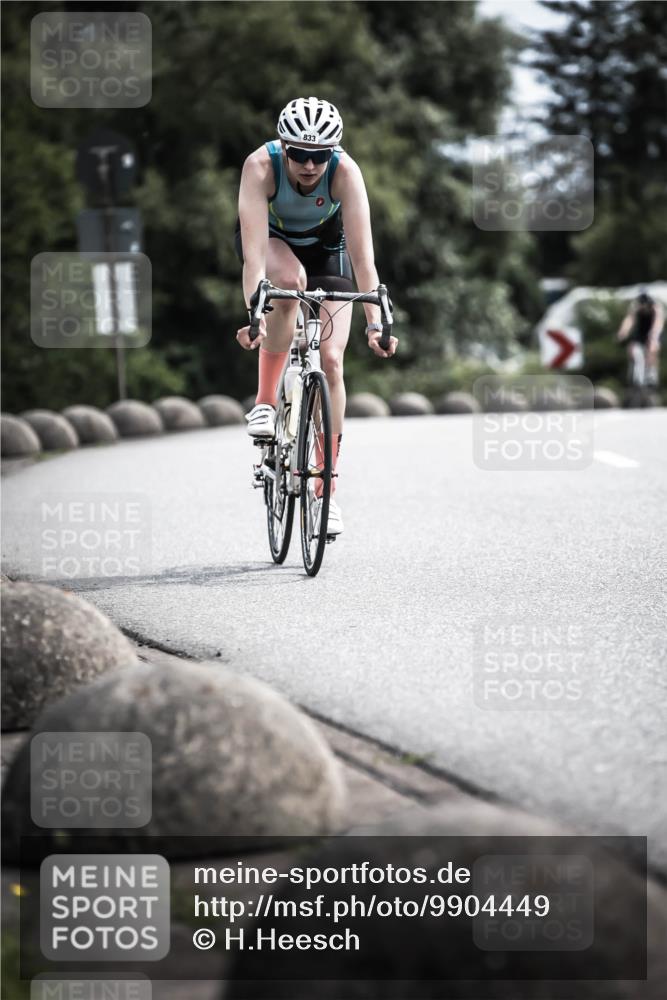 21.06.2026 - 29. Vierlanden-Triathlon H.Heesch http://msf.ph/oto/9904449 21.06.2026 11:36:20 Radfahren 43, 246, 771, 833 meine-sportfotos.de