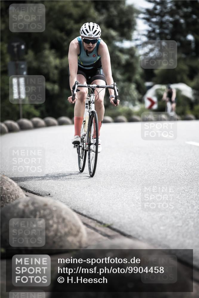 21.06.2026 - 29. Vierlanden-Triathlon H.Heesch http://msf.ph/oto/9904458 21.06.2026 11:36:20 Radfahren 43, 246, 771, 833 meine-sportfotos.de
