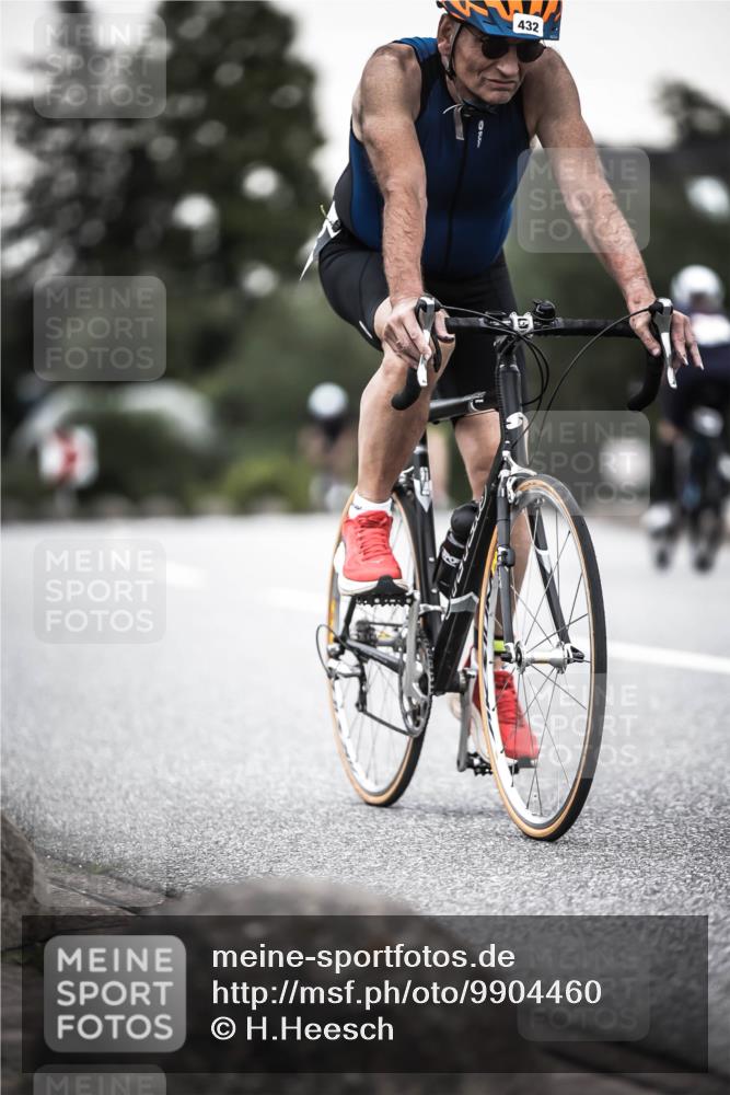 21.06.2026 - 29. Vierlanden-Triathlon H.Heesch http://msf.ph/oto/9904460 21.06.2026 10:20:02 Radfahren 16, 79, 163, 244, 412, 432 meine-sportfotos.de
