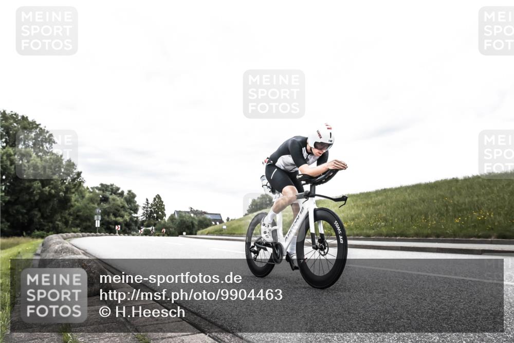 21.06.2026 - 29. Vierlanden-Triathlon H.Heesch http://msf.ph/oto/9904463 21.06.2026 10:26:25 Radfahren 116, 148, 166, 618 meine-sportfotos.de