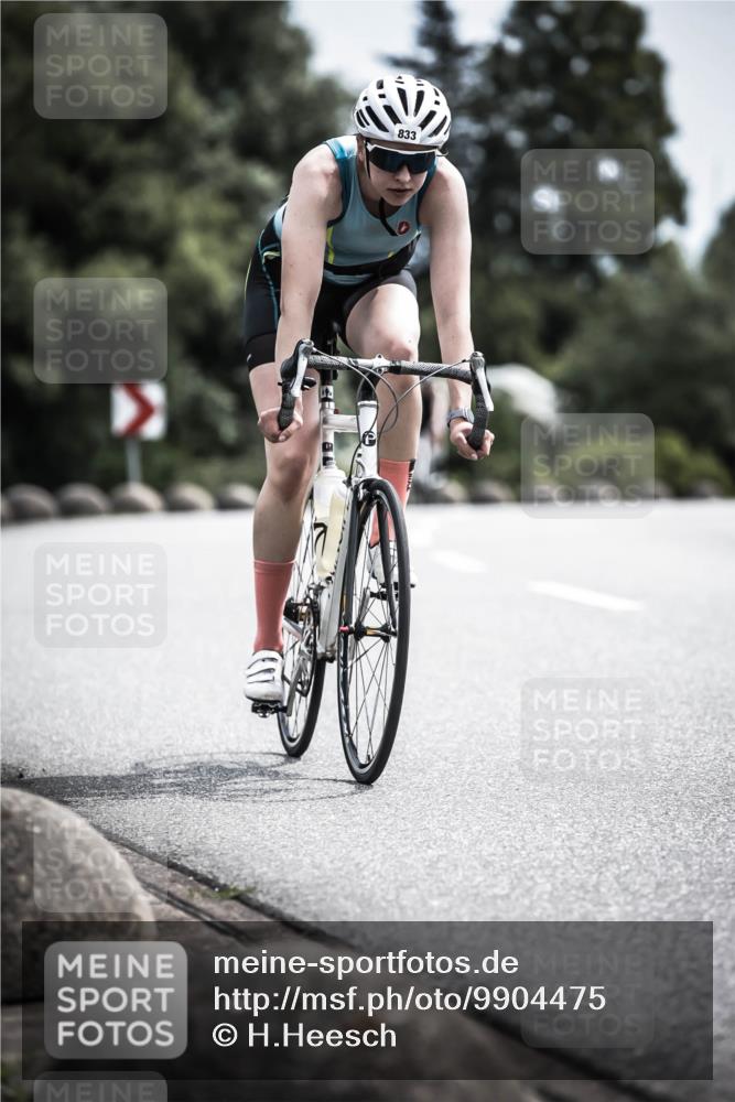 21.06.2026 - 29. Vierlanden-Triathlon H.Heesch http://msf.ph/oto/9904475 21.06.2026 11:36:21 Radfahren 43, 246, 833 meine-sportfotos.de