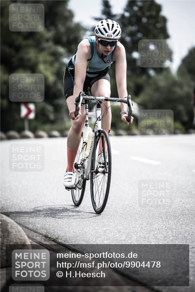 21.06.2026 - 29. Vierlanden-Triathlon H.Heesch http://msf.ph/oto/9904478 21.06.2026 11:36:21 Radfahren 43, 246, 833 meine-sportfotos.de