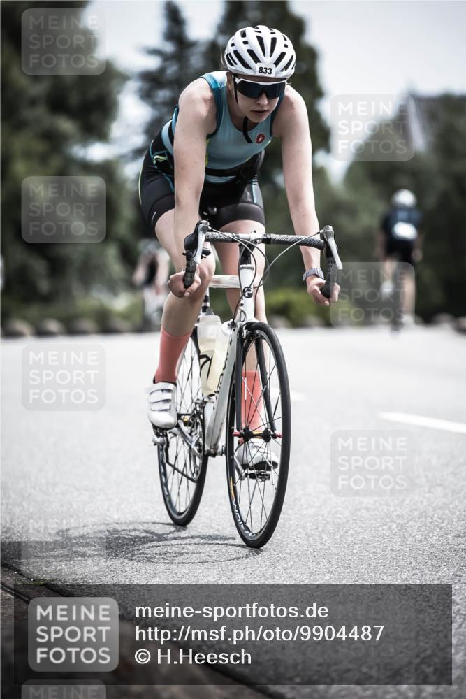 21.06.2026 - 29. Vierlanden-Triathlon H.Heesch http://msf.ph/oto/9904487 21.06.2026 11:36:21 Radfahren 43, 246, 833 meine-sportfotos.de
