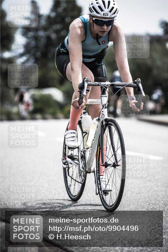21.06.2026 - 29. Vierlanden-Triathlon H.Heesch http://msf.ph/oto/9904496 21.06.2026 11:36:21 Radfahren 43, 246, 833 meine-sportfotos.de
