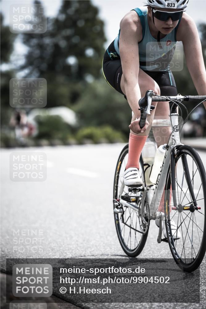 21.06.2026 - 29. Vierlanden-Triathlon H.Heesch http://msf.ph/oto/9904502 21.06.2026 11:36:21 Radfahren 43, 246, 833 meine-sportfotos.de