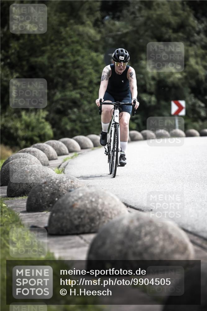 21.06.2026 - 29. Vierlanden-Triathlon H.Heesch http://msf.ph/oto/9904505 21.06.2026 11:36:26 Radfahren 246, 653 meine-sportfotos.de
