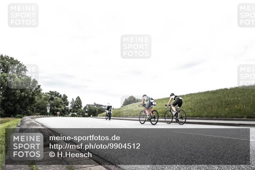 21.06.2026 - 29. Vierlanden-Triathlon H.Heesch http://msf.ph/oto/9904512 21.06.2026 10:26:45 Radfahren 58, 177, 219, 386, 485 meine-sportfotos.de