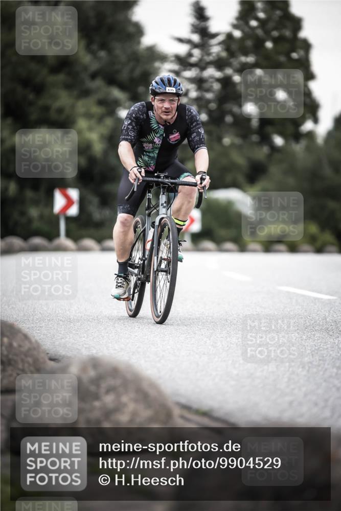 21.06.2026 - 29. Vierlanden-Triathlon H.Heesch http://msf.ph/oto/9904529 21.06.2026 10:20:28 Radfahren 176, 364, 435 meine-sportfotos.de