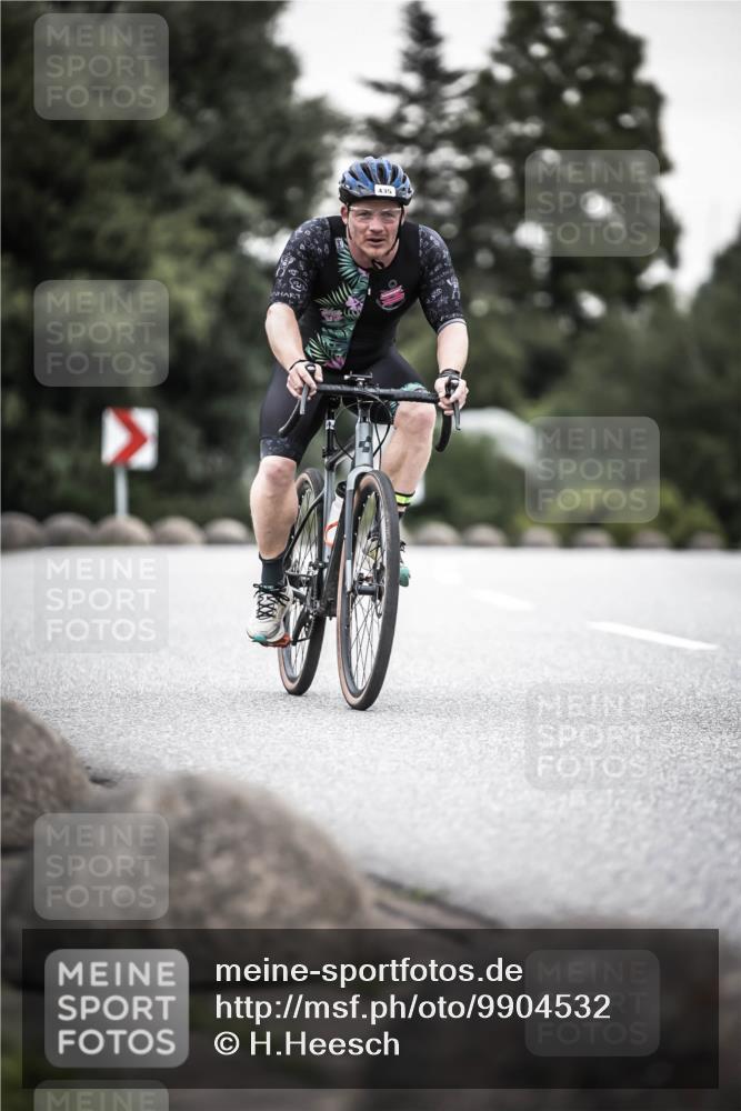 21.06.2026 - 29. Vierlanden-Triathlon H.Heesch http://msf.ph/oto/9904532 21.06.2026 10:20:28 Radfahren 176, 364, 435 meine-sportfotos.de