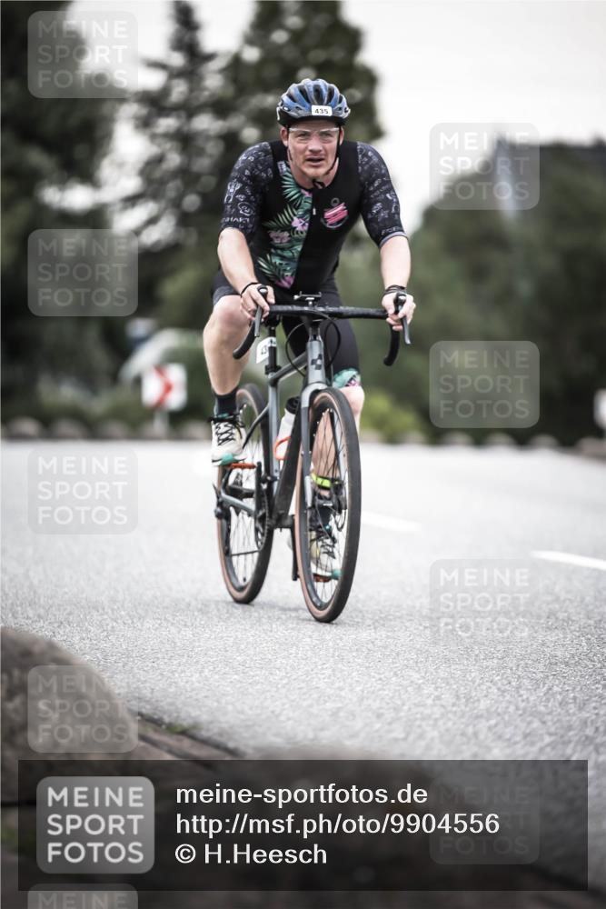 21.06.2026 - 29. Vierlanden-Triathlon H.Heesch http://msf.ph/oto/9904556 21.06.2026 10:20:28 Radfahren 176, 364, 435 meine-sportfotos.de