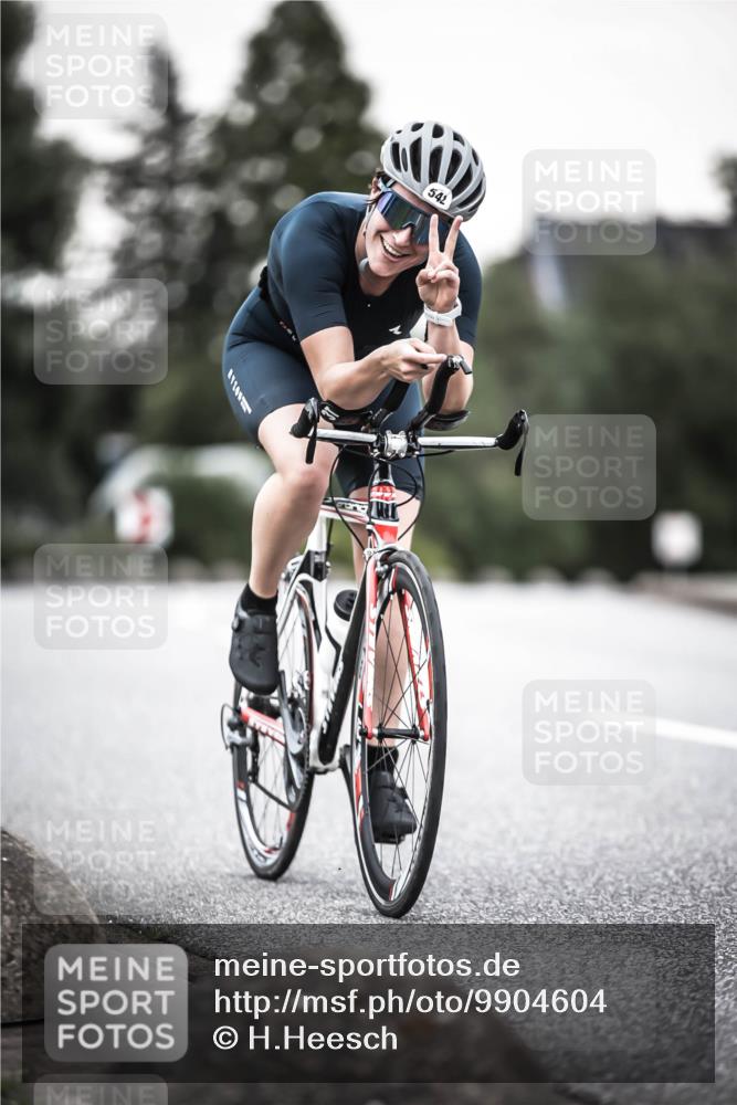 21.06.2026 - 29. Vierlanden-Triathlon H.Heesch http://msf.ph/oto/9904604 21.06.2026 10:20:40 Radfahren 52, 542 meine-sportfotos.de